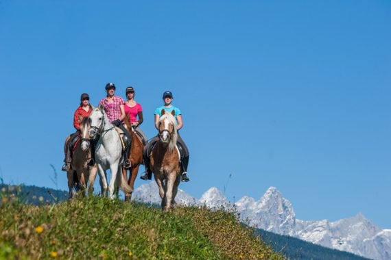 Reiten – Ferienwohnungen Eckart in Altenmarkt-Zauchensee